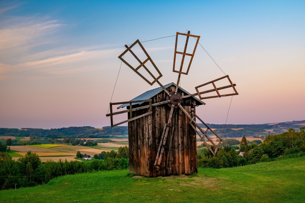 Ветряная мельница фото