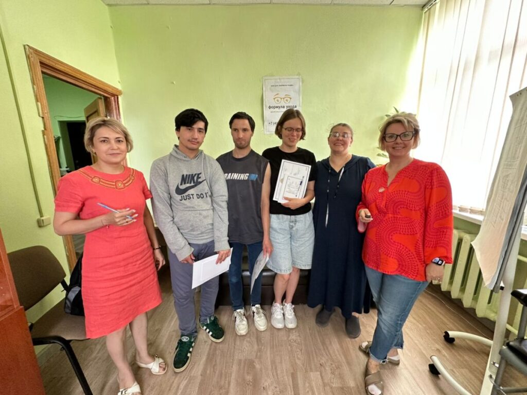 Подопечные социальных учреждений москвы освоили патронажный уход
