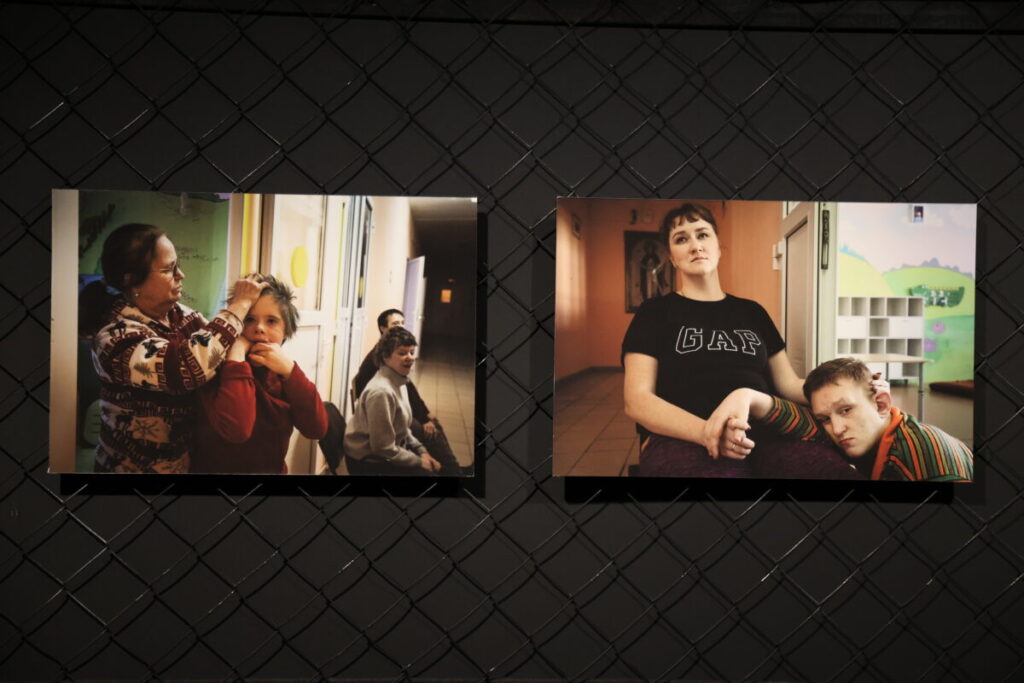 выставка про пни